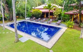 Araliya Gardens Hotel